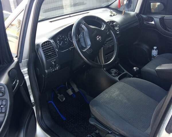 Серый Опель Зафира, объемом двигателя 2 л и пробегом 280 тыс. км за 4200 $, фото 3 на Automoto.ua