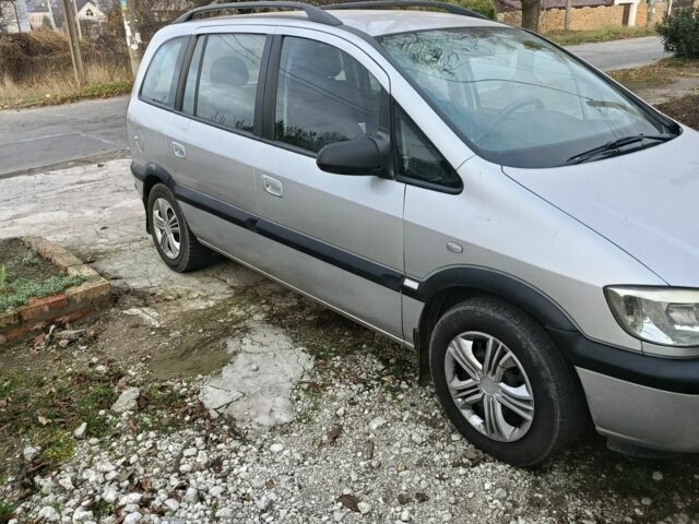 Сірий Опель Зафіра, об'ємом двигуна 1.8 л та пробігом 200 тис. км за 3000 $, фото 1 на Automoto.ua