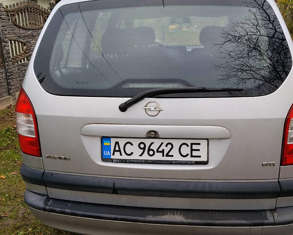 Серый Опель Зафира, объемом двигателя 2.2 л и пробегом 280 тыс. км за 4700 $, фото 9 на Automoto.ua