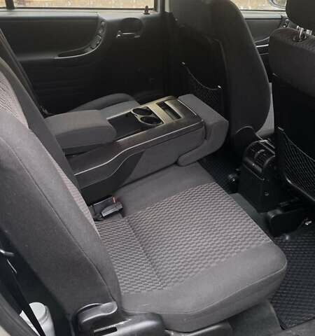 Серый Опель Зафира, объемом двигателя 1.8 л и пробегом 251 тыс. км за 4999 $, фото 9 на Automoto.ua