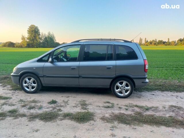 Серый Опель Зафира, объемом двигателя 1.8 л и пробегом 213 тыс. км за 4200 $, фото 4 на Automoto.ua