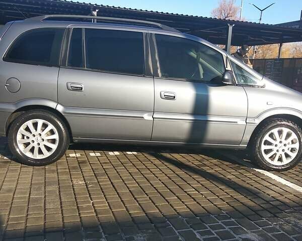 Серый Опель Зафира, объемом двигателя 1.8 л и пробегом 260 тыс. км за 5000 $, фото 18 на Automoto.ua