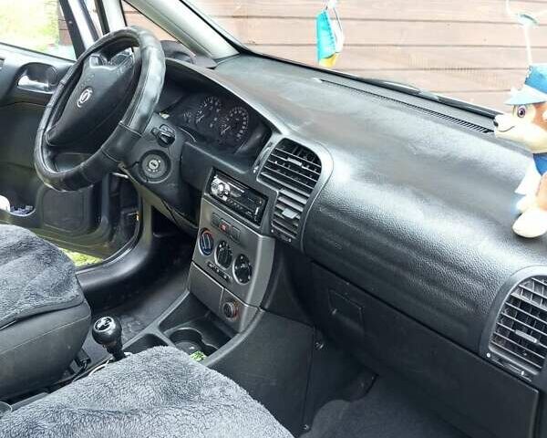 Сірий Опель Зафіра, об'ємом двигуна 1.6 л та пробігом 290 тис. км за 3600 $, фото 5 на Automoto.ua