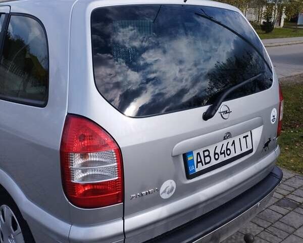 Сірий Опель Зафіра, об'ємом двигуна 1.8 л та пробігом 226 тис. км за 5500 $, фото 4 на Automoto.ua