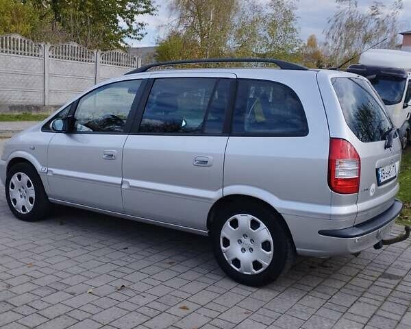 Сірий Опель Зафіра, об'ємом двигуна 1.8 л та пробігом 226 тис. км за 5500 $, фото 6 на Automoto.ua