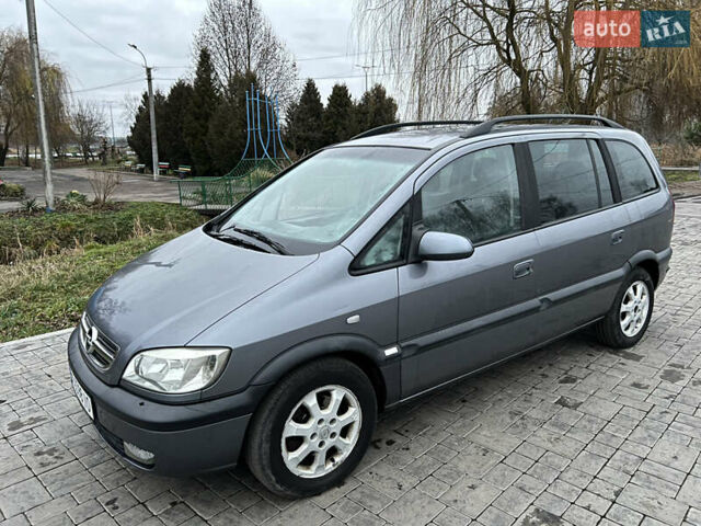 Серый Опель Зафира, объемом двигателя 2 л и пробегом 328 тыс. км за 3700 $, фото 4 на Automoto.ua