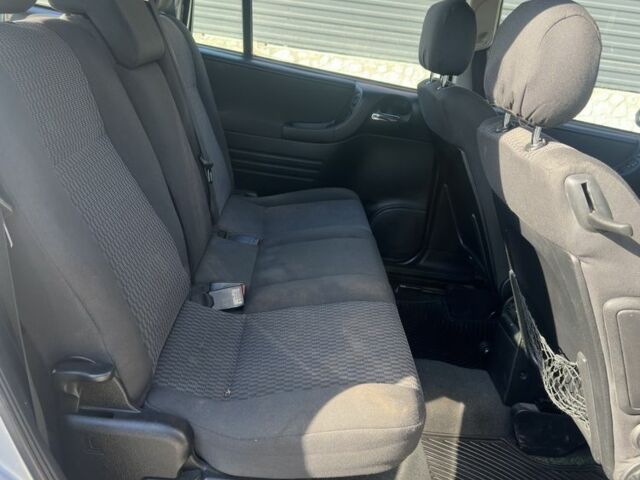 Опель Зафира 2004 в Тернополе на Automoto.ua Серый Опель Зафира, объемом двигателя 2.2 л и пробегом 389 тыс. км за 2999 $, фото 12 на Automoto.ua