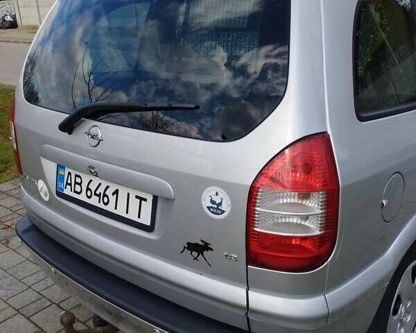 Сірий Опель Зафіра, об'ємом двигуна 1.8 л та пробігом 226 тис. км за 5500 $, фото 5 на Automoto.ua