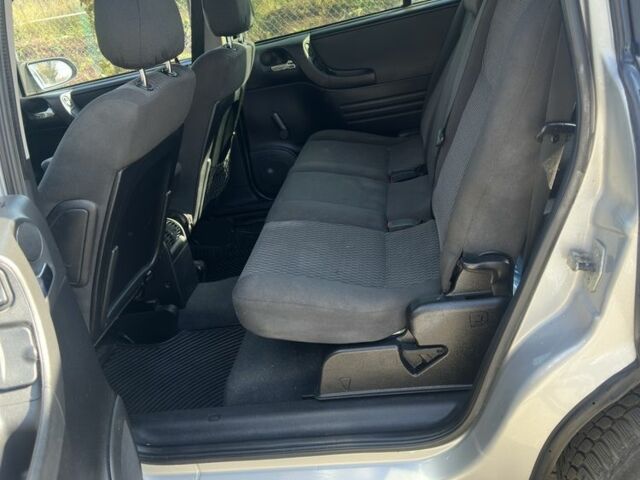 Опель Зафира 2004 в Тернополе на Automoto.ua Серый Опель Зафира, объемом двигателя 2.2 л и пробегом 389 тыс. км за 2999 $, фото 15 на Automoto.ua