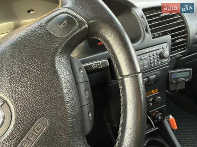 Серый Опель Зафира, объемом двигателя 1.8 л и пробегом 226 тыс. км за 5500 $, фото 41 на Automoto.ua