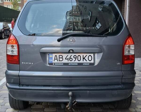 Серый Опель Зафира, объемом двигателя 1.8 л и пробегом 185 тыс. км за 5200 $, фото 8 на Automoto.ua
