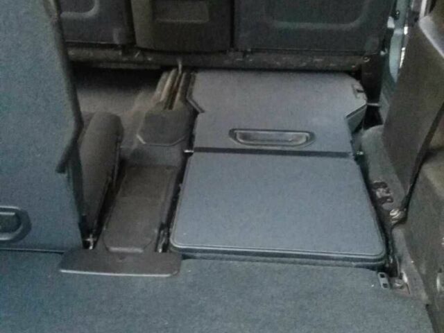 Серый Опель Зафира, объемом двигателя 0 л и пробегом 240 тыс. км за 4900 $, фото 9 на Automoto.ua