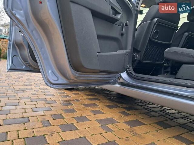 Серый Опель Зафира, объемом двигателя 1.9 л и пробегом 278 тыс. км за 4500 $, фото 65 на Automoto.ua