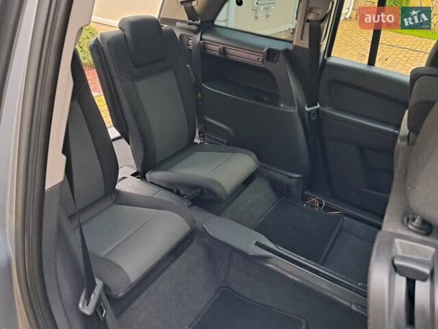 Серый Опель Зафира, объемом двигателя 1.9 л и пробегом 278 тыс. км за 4500 $, фото 34 на Automoto.ua