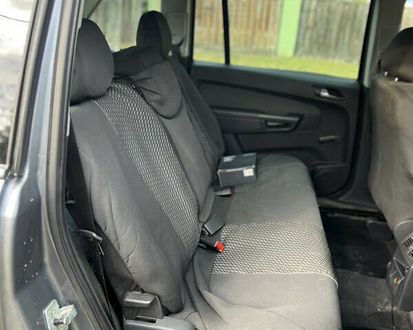 Опель Зафира 2005 в Львове на Automoto.ua Серый Опель Зафира, объемом двигателя 1.8 л и пробегом 260 тыс. км за 3999 $, фото 17 на Automoto.ua