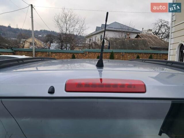 Серый Опель Зафира, объемом двигателя 1.9 л и пробегом 278 тыс. км за 4500 $, фото 8 на Automoto.ua