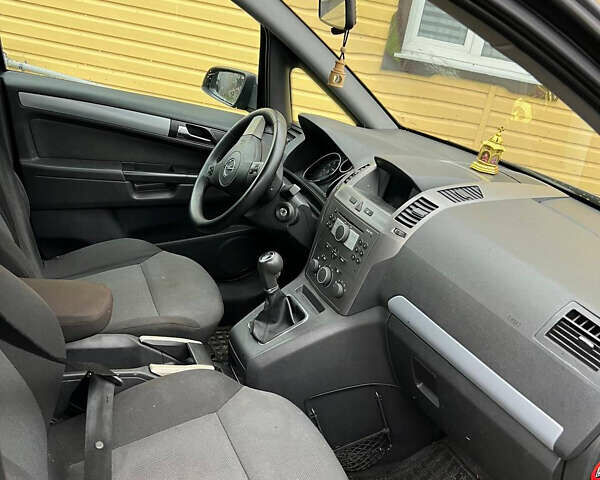 Сірий Опель Зафіра, об'ємом двигуна 1.6 л та пробігом 222 тис. км за 4500 $, фото 9 на Automoto.ua