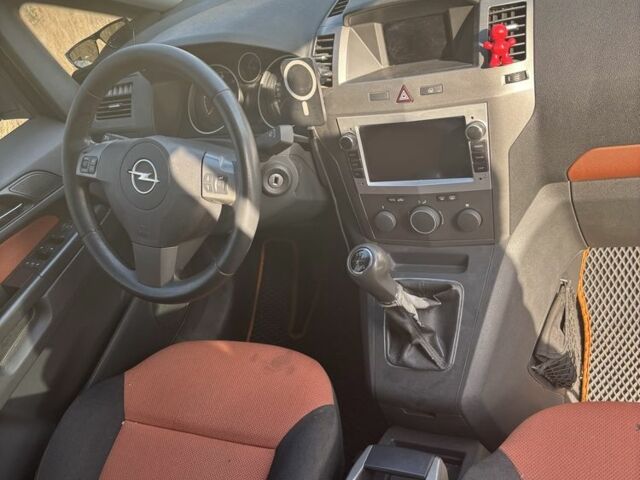 Опель Зафира 2005 в Снигиревке на Automoto.ua Серый Опель Зафира, объемом двигателя 1.9 л и пробегом 3 тыс. км за 4000 $, фото 8 на Automoto.ua