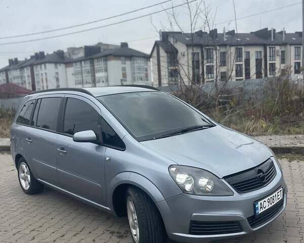 Сірий Опель Зафіра, об'ємом двигуна 1.91 л та пробігом 320 тис. км за 3999 $, фото 3 на Automoto.ua