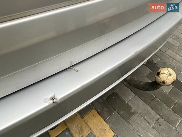 Серый Опель Зафира, объемом двигателя 2.2 л и пробегом 265 тыс. км за 5250 $, фото 41 на Automoto.ua