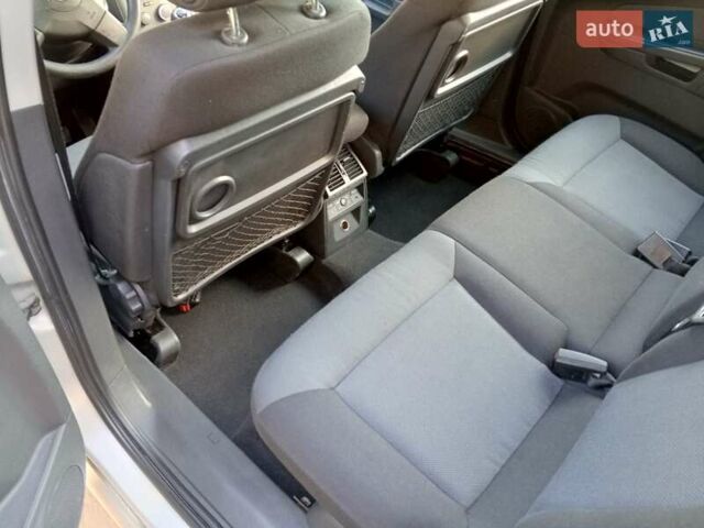 Серый Опель Зафира, объемом двигателя 1.6 л и пробегом 240 тыс. км за 5300 $, фото 14 на Automoto.ua