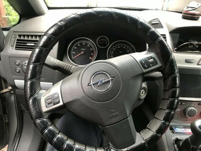 Серый Опель Зафира, объемом двигателя 0 л и пробегом 3 тыс. км за 5500 $, фото 8 на Automoto.ua