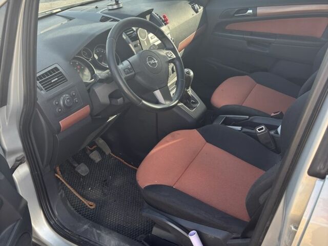 Опель Зафира 2005 в Снигиревке на Automoto.ua Серый Опель Зафира, объемом двигателя 1.9 л и пробегом 3 тыс. км за 4000 $, фото 7 на Automoto.ua