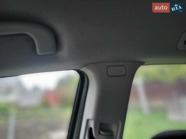 Сірий Опель Зафіра, об'ємом двигуна 1.8 л та пробігом 192 тис. км за 5700 $, фото 49 на Automoto.ua