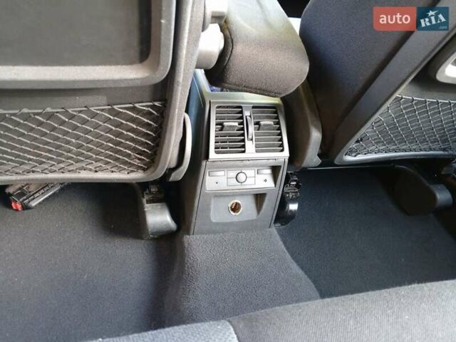 Серый Опель Зафира, объемом двигателя 1.6 л и пробегом 240 тыс. км за 5300 $, фото 15 на Automoto.ua