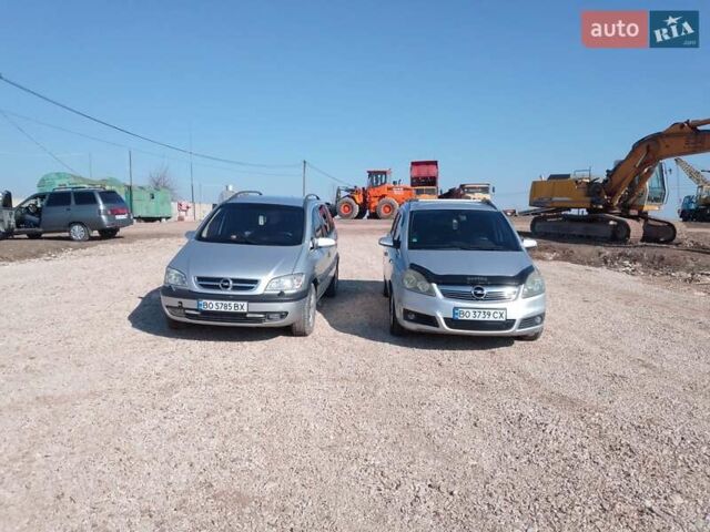 Серый Опель Зафира, объемом двигателя 1.9 л и пробегом 300 тыс. км за 5700 $, фото 7 на Automoto.ua
