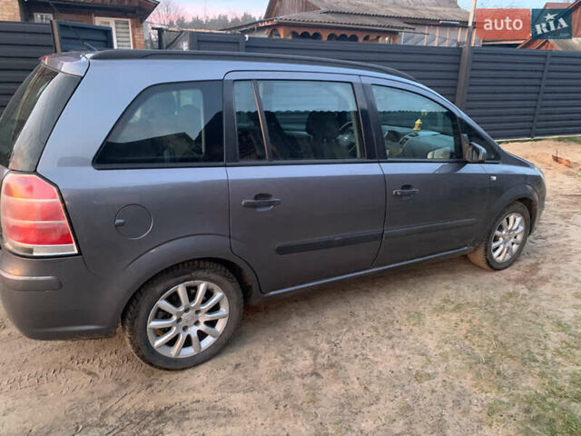 Сірий Опель Зафіра, об'ємом двигуна 1.6 л та пробігом 222 тис. км за 4500 $, фото 3 на Automoto.ua