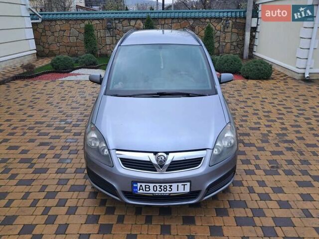 Серый Опель Зафира, объемом двигателя 1.9 л и пробегом 278 тыс. км за 4500 $, фото 17 на Automoto.ua