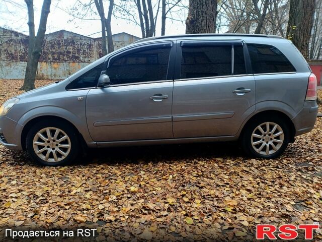 Сірий Опель Зафіра, об'ємом двигуна 1.6 л та пробігом 300 тис. км за 4950 $, фото 9 на Automoto.ua