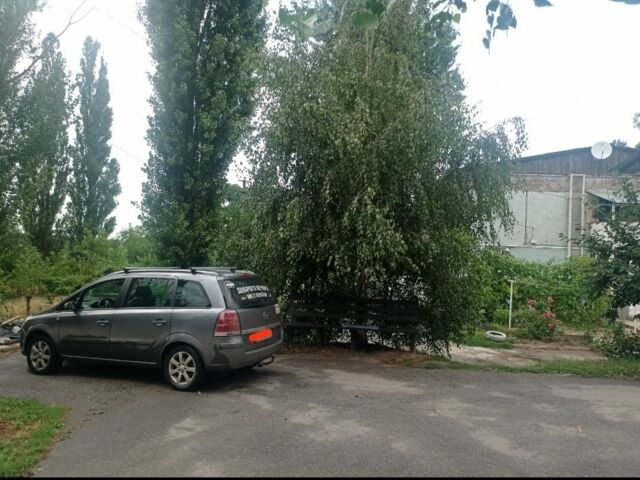 Сірий Опель Зафіра, об'ємом двигуна 1.9 л та пробігом 335 тис. км за 7200 $, фото 5 на Automoto.ua