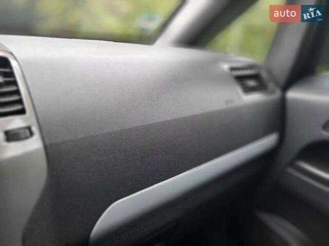 Сірий Опель Зафіра, об'ємом двигуна 1.8 л та пробігом 192 тис. км за 5700 $, фото 32 на Automoto.ua