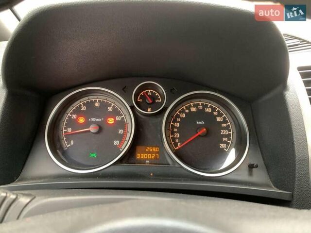 Серый Опель Зафира, объемом двигателя 1.8 л и пробегом 330 тыс. км за 5940 $, фото 31 на Automoto.ua