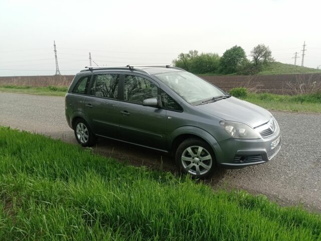 Сірий Опель Зафіра, об'ємом двигуна 1.9 л та пробігом 335 тис. км за 7200 $, фото 1 на Automoto.ua