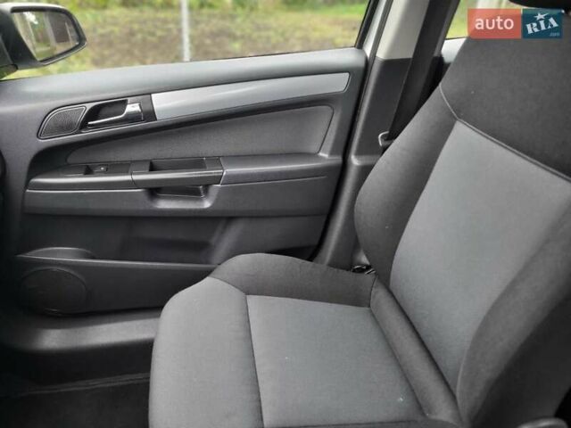 Сірий Опель Зафіра, об'ємом двигуна 1.8 л та пробігом 192 тис. км за 5700 $, фото 34 на Automoto.ua