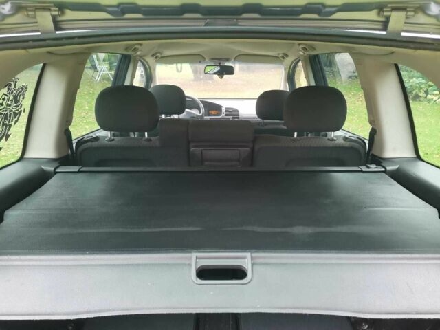 Сірий Опель Зафіра, об'ємом двигуна 2 л та пробігом 267 тис. км за 2600 $, фото 14 на Automoto.ua