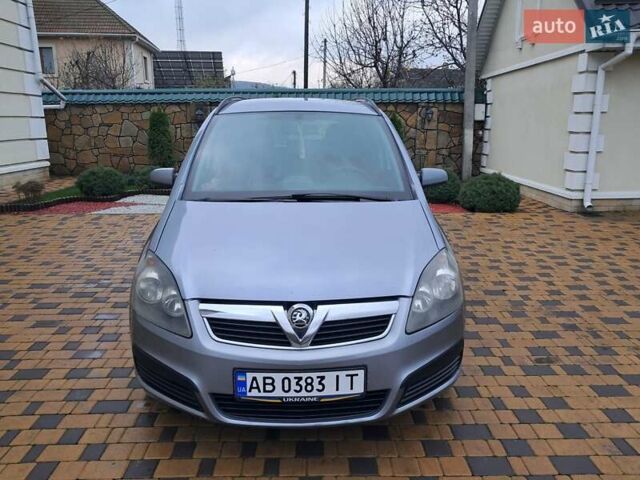 Серый Опель Зафира, объемом двигателя 1.9 л и пробегом 278 тыс. км за 4500 $, фото 16 на Automoto.ua