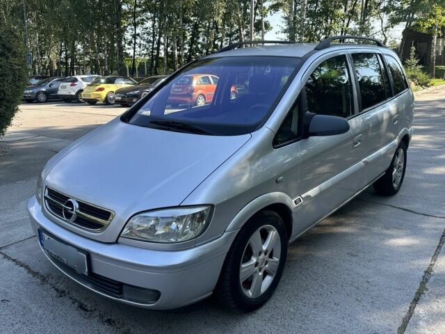 Серый Опель Зафира, объемом двигателя 2 л и пробегом 270 тыс. км за 3000 $, фото 2 на Automoto.ua