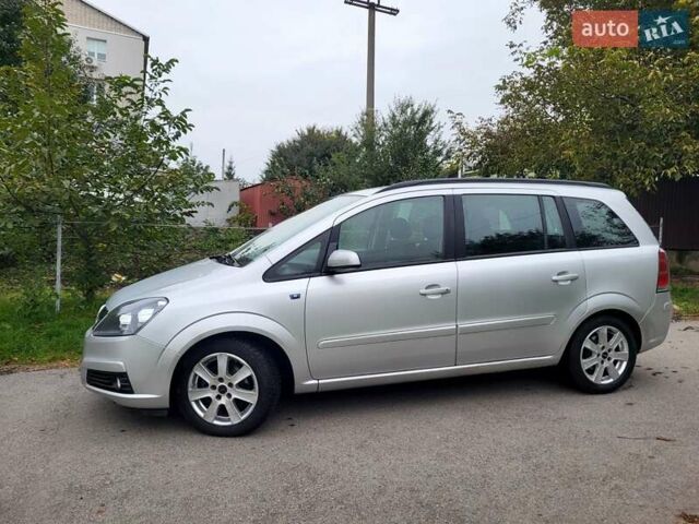 Сірий Опель Зафіра, об'ємом двигуна 1.8 л та пробігом 194 тис. км за 5300 $, фото 10 на Automoto.ua