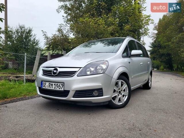 Сірий Опель Зафіра, об'ємом двигуна 1.8 л та пробігом 194 тис. км за 5300 $, фото 5 на Automoto.ua