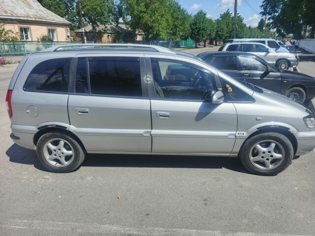 Серый Опель Зафира, объемом двигателя 1.8 л и пробегом 22 тыс. км за 5500 $, фото 1 на Automoto.ua