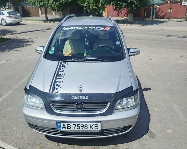 Серый Опель Зафира, объемом двигателя 1.8 л и пробегом 22 тыс. км за 5500 $, фото 7 на Automoto.ua