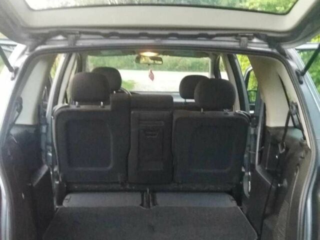 Серый Опель Зафира, объемом двигателя 0 л и пробегом 240 тыс. км за 4900 $, фото 7 на Automoto.ua