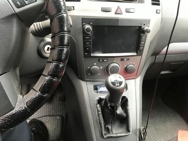 Серый Опель Зафира, объемом двигателя 0 л и пробегом 3 тыс. км за 5500 $, фото 11 на Automoto.ua