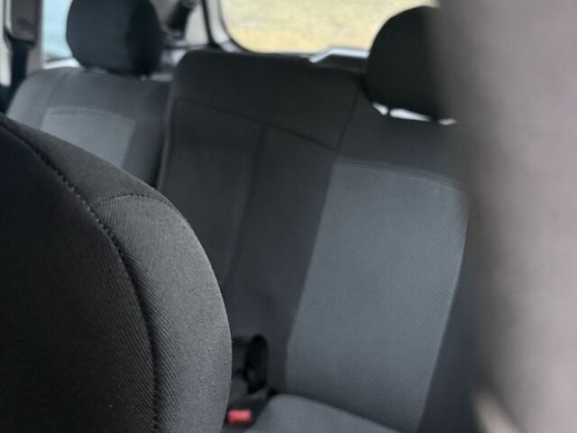 Сірий Опель Зафіра, об'ємом двигуна 1.6 л та пробігом 185 тис. км за 2800 $, фото 6 на Automoto.ua