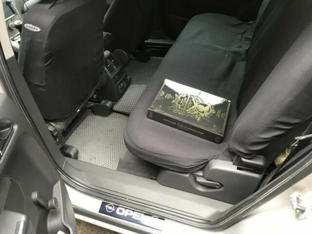 Серый Опель Зафира, объемом двигателя 0 л и пробегом 3 тыс. км за 5500 $, фото 10 на Automoto.ua