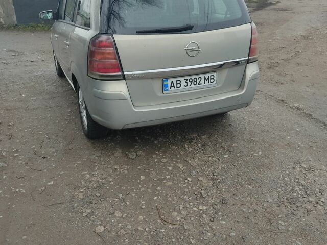Сірий Опель Зафіра, об'ємом двигуна 1.9 л та пробігом 410 тис. км за 2850 $, фото 1 на Automoto.ua